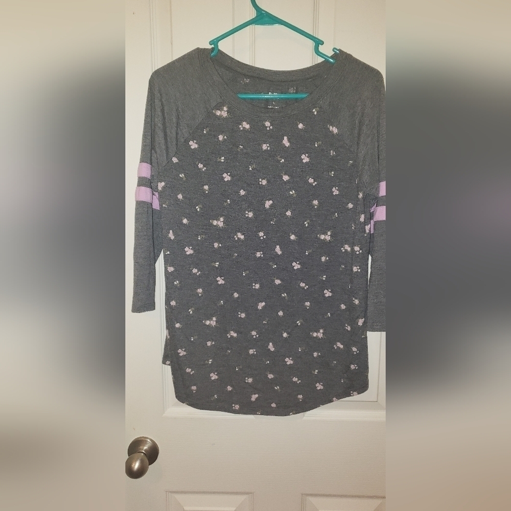 Arizona Gray Floral Top Juniors Large